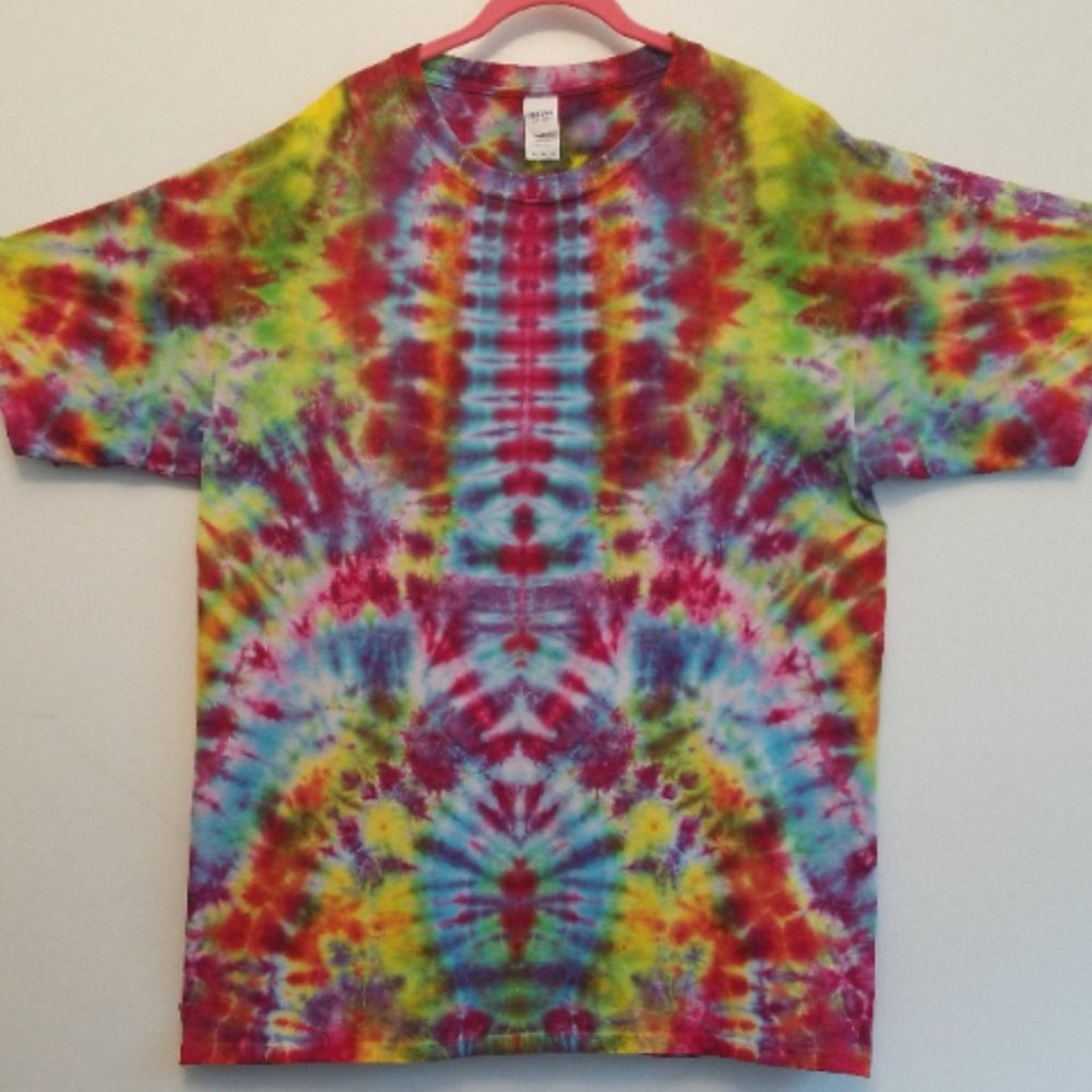 Men's XL, NWT, One-of-a-kind, Hand tied & dyed Tee